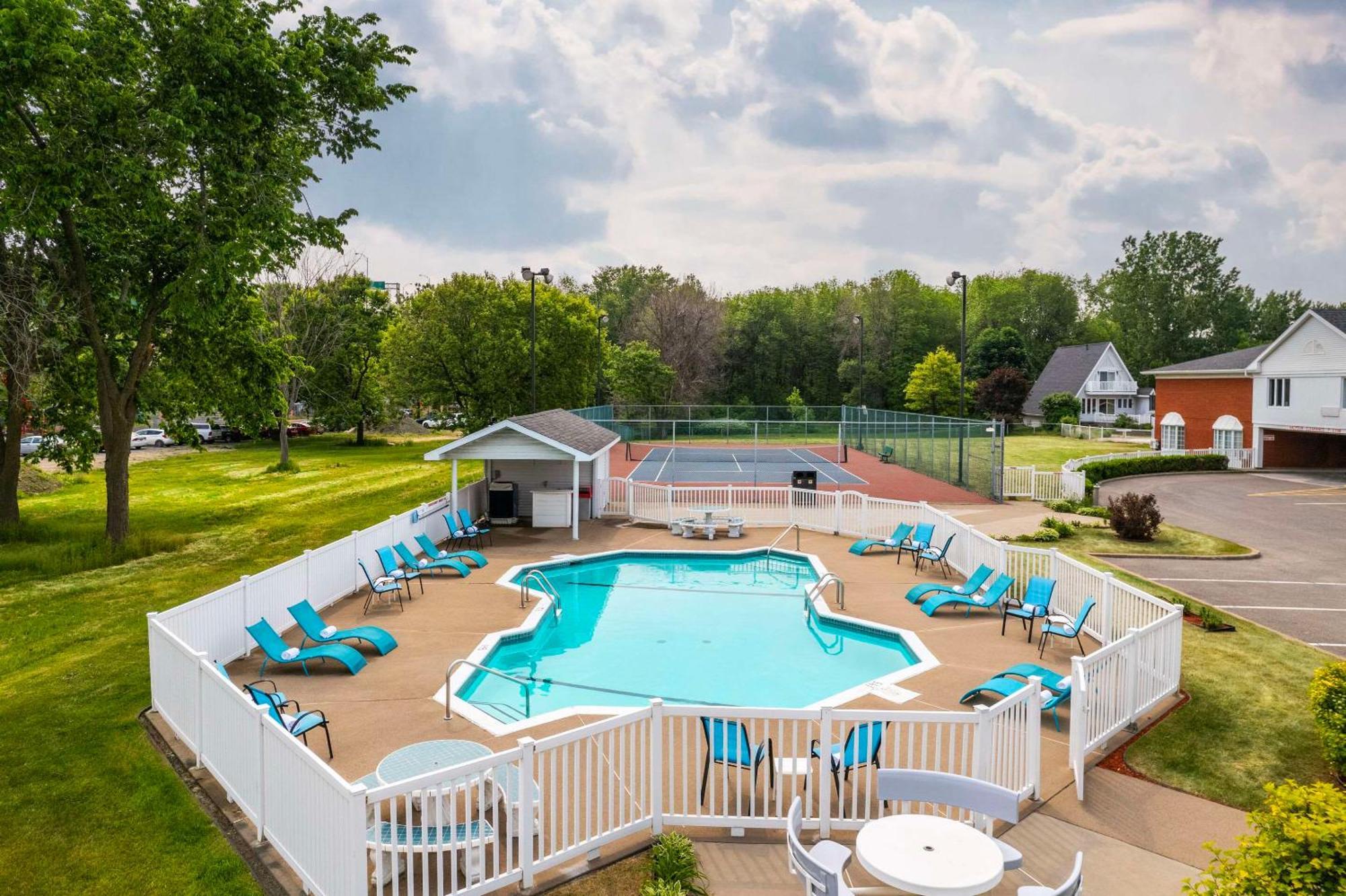 Les Suites De Laviolette Ascend Hotel Collection Trois-Rivieres Luaran gambar