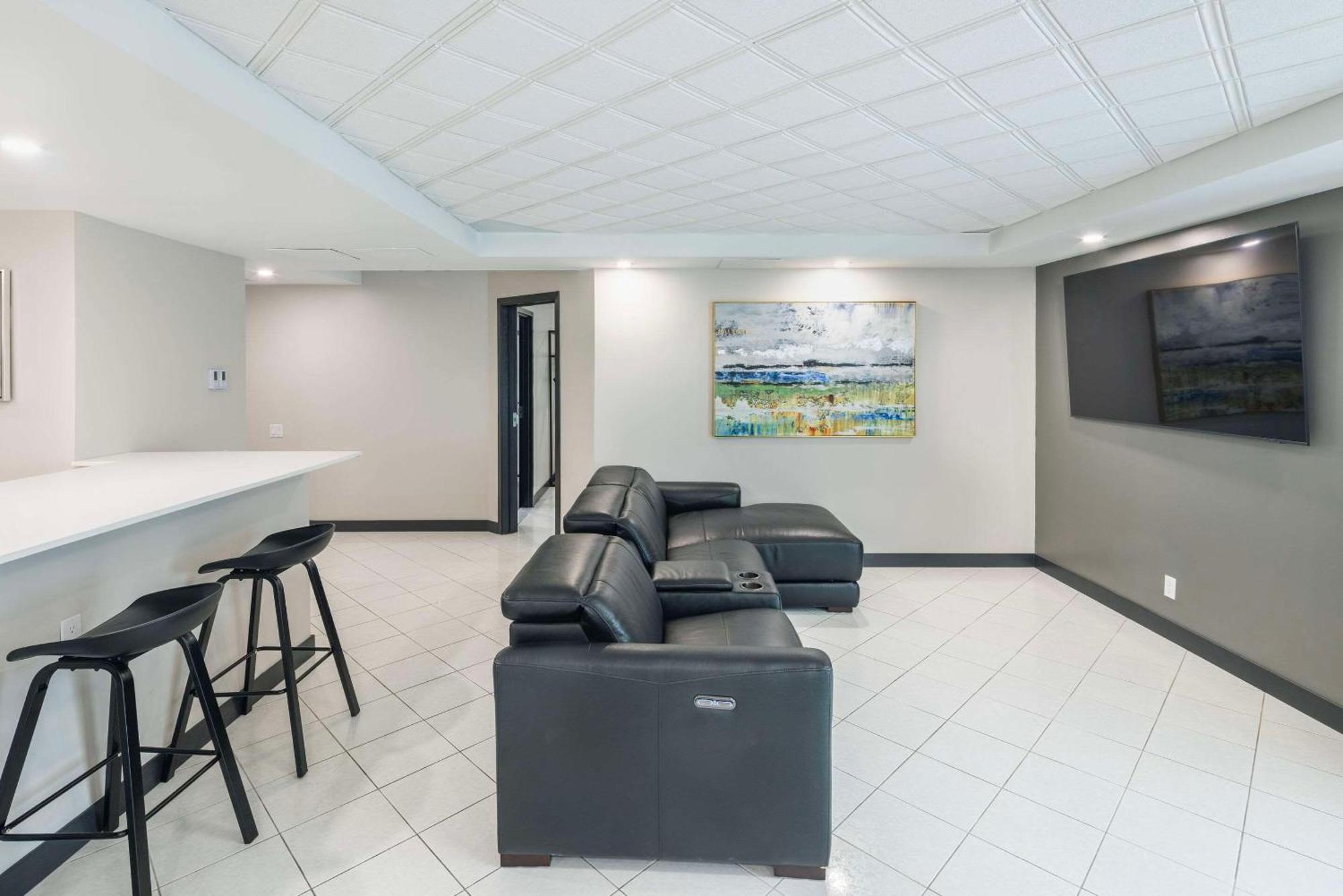 Les Suites De Laviolette Ascend Hotel Collection Trois-Rivieres Luaran gambar