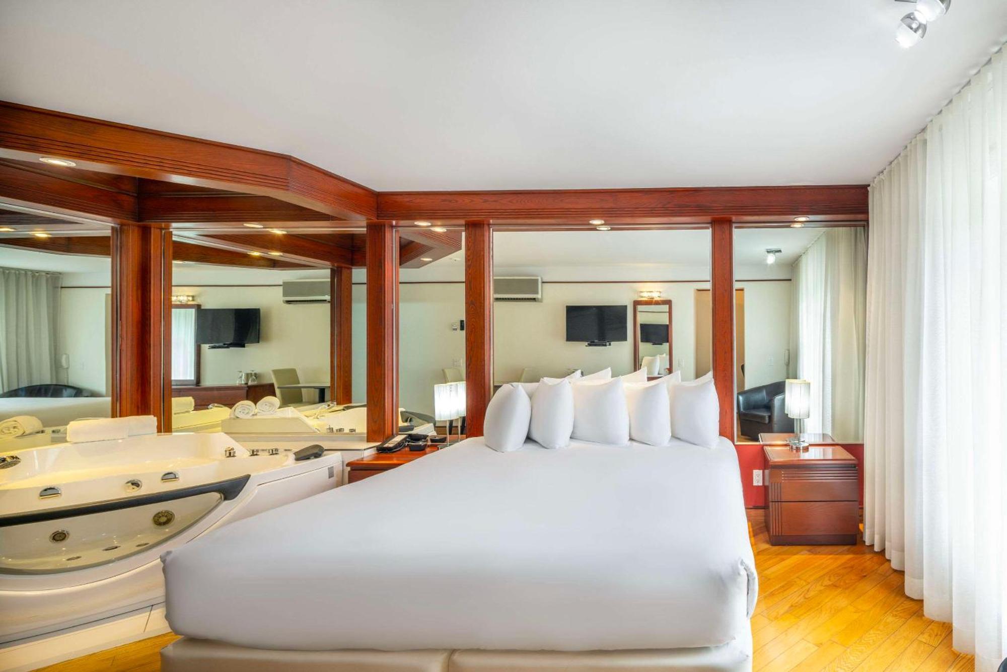Les Suites De Laviolette Ascend Hotel Collection Trois-Rivieres Luaran gambar